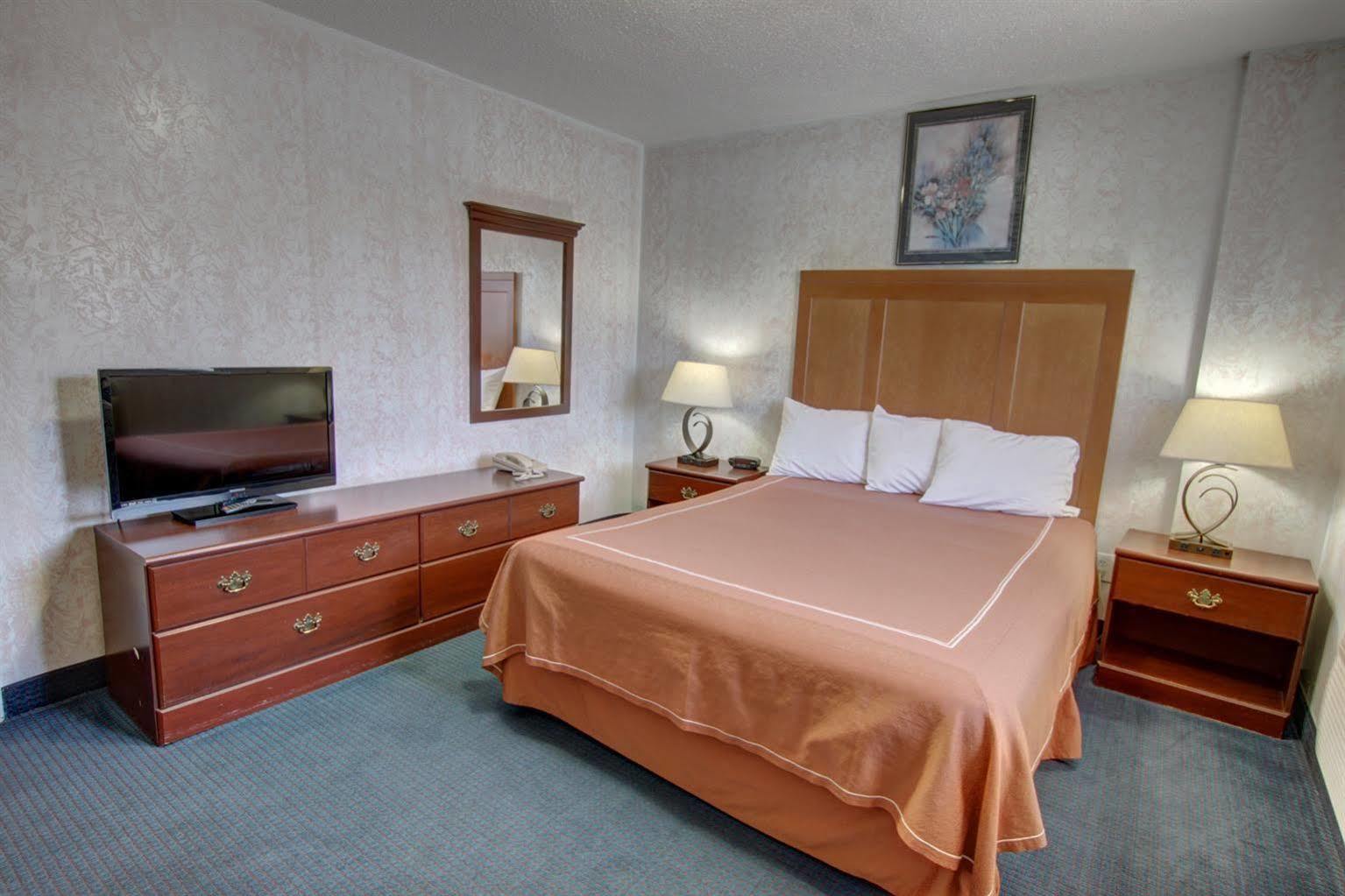 Castle Inn & Suites ไนแอการาฟอลส์ ภายนอก รูปภาพ
