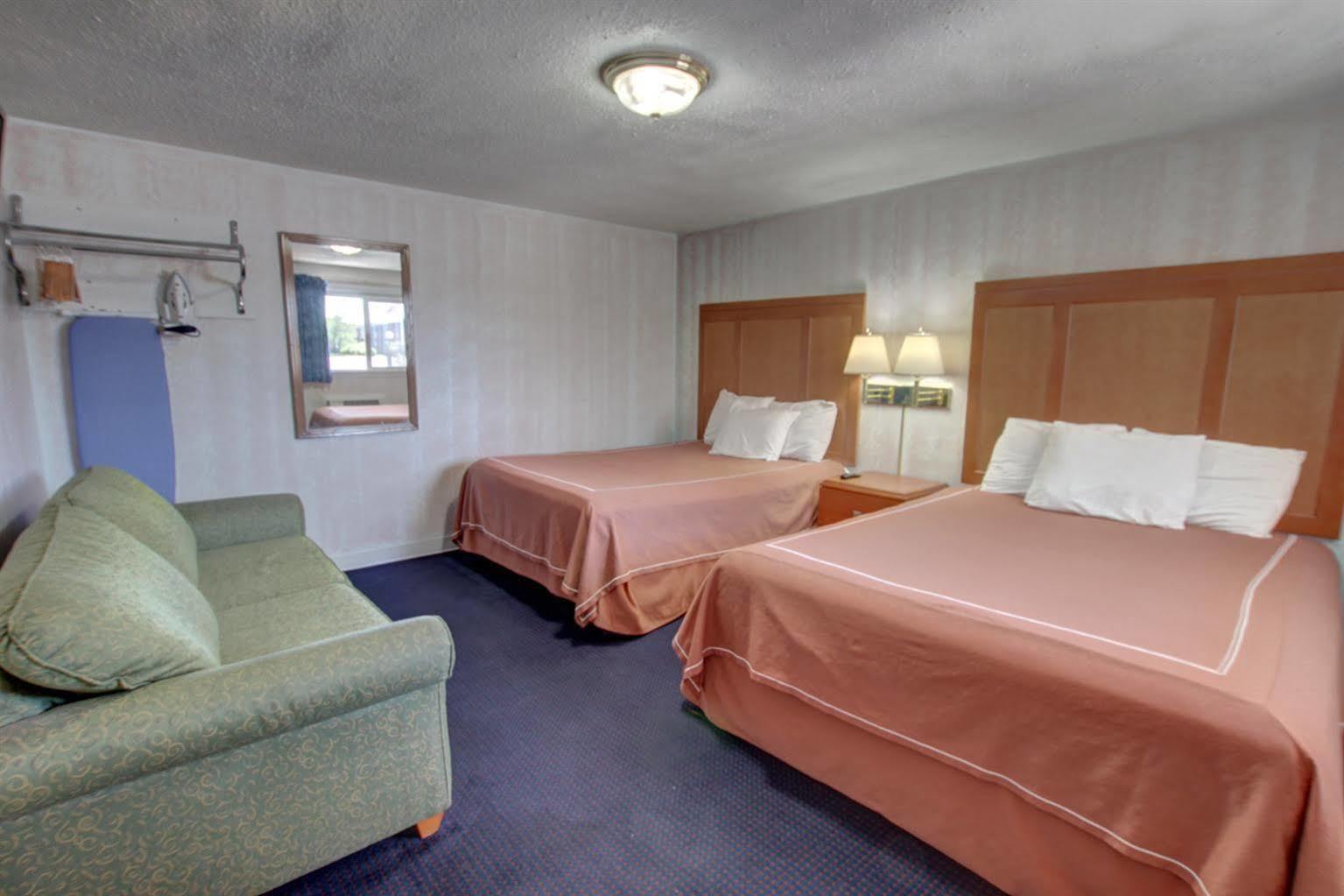 Castle Inn & Suites ไนแอการาฟอลส์ ภายนอก รูปภาพ